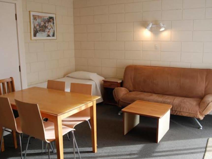 Manhattan Lodge Motel Hamilton Esterno foto